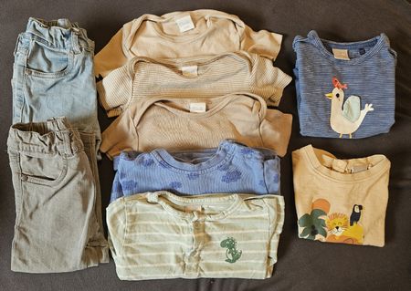 Babykleider Set 9-teilig, Marke Smile, Grösse 74/80