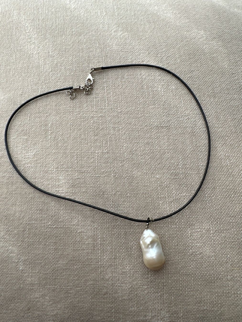 Perle (finte): Halskette Barockperle weiss NEU! – Nuovo e nell'imballaggio originale da Brütten venduto da Rod816 1