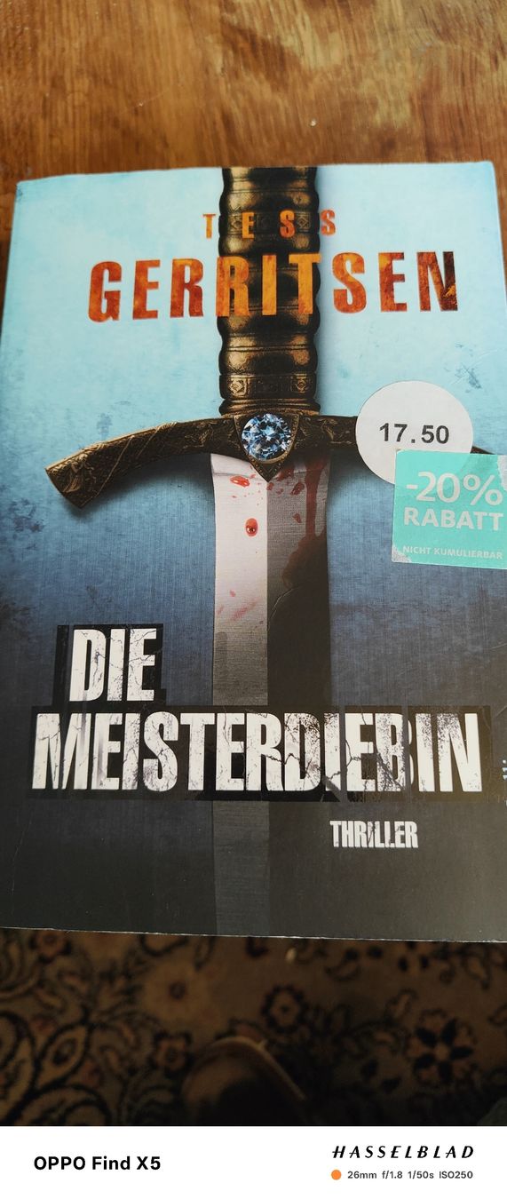 Bücher: Die Meisterdiebin – Gebraucht aus Volken von katz5