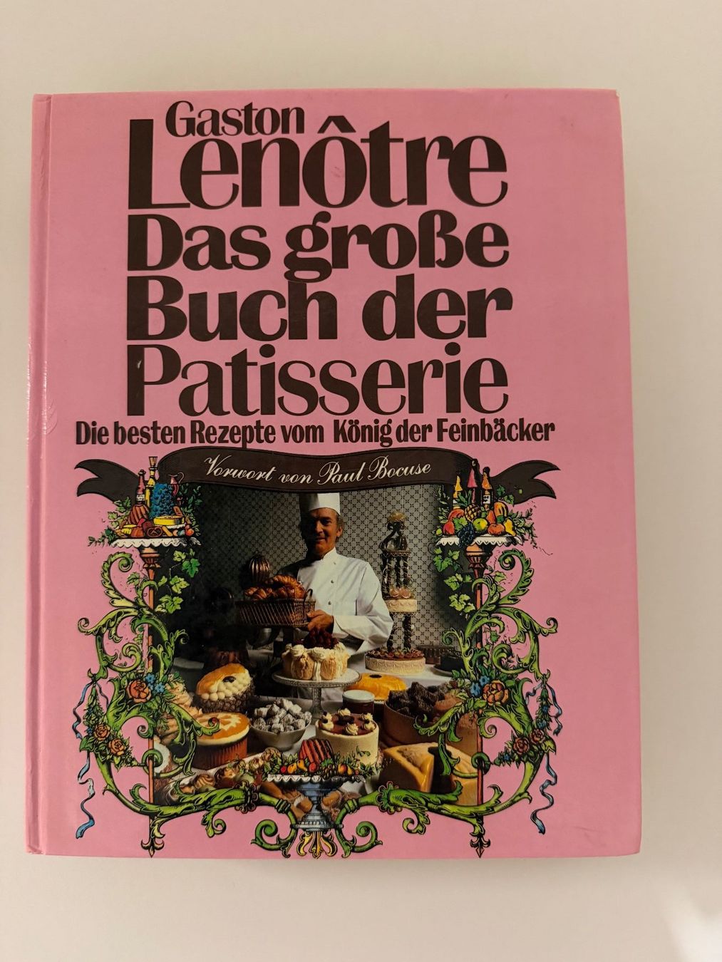 Livres: Kochbuch von Lenotre – D'occasion à Männedorf par Suvretaner