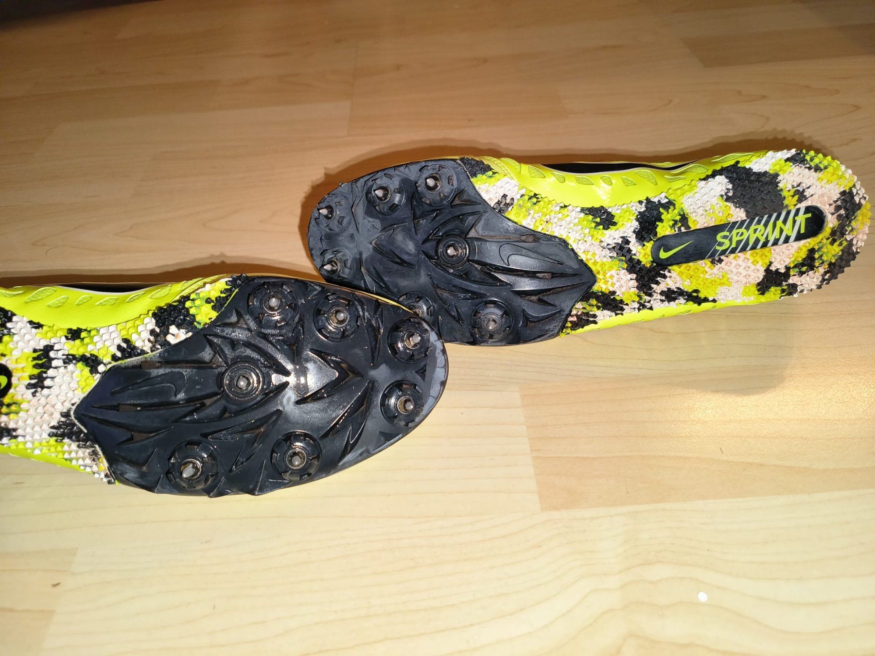 Nike Scarpe da uomo: Herren Leichtathletik NagelSchuhe,Gr.41 – Nuovo (secondo la descrizione) da aarburg venduto da macacito 3