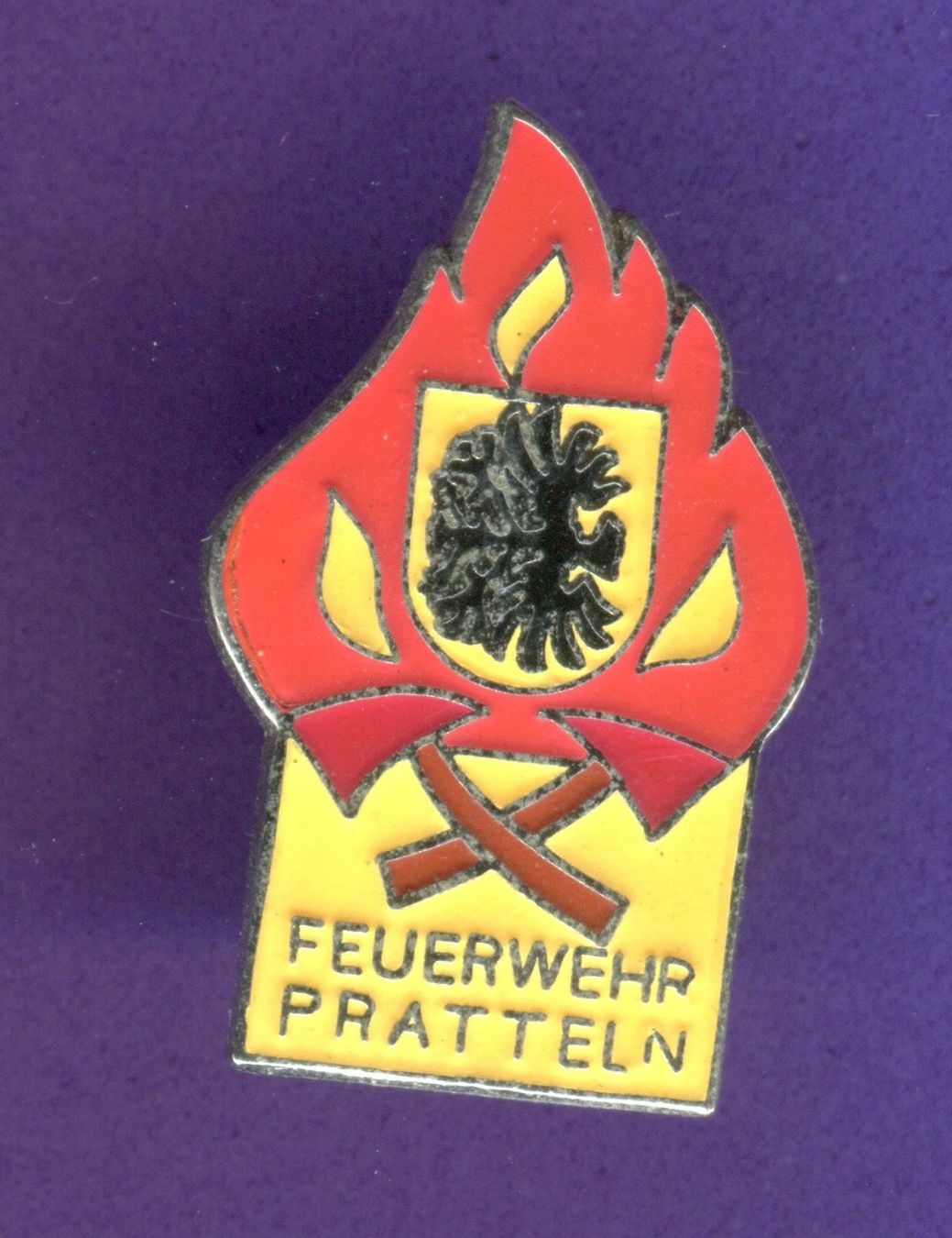 Plaketten & Abzeichen: Feuerwehr  PRATTELN – Gebraucht aus Winterthur von Sammleroase