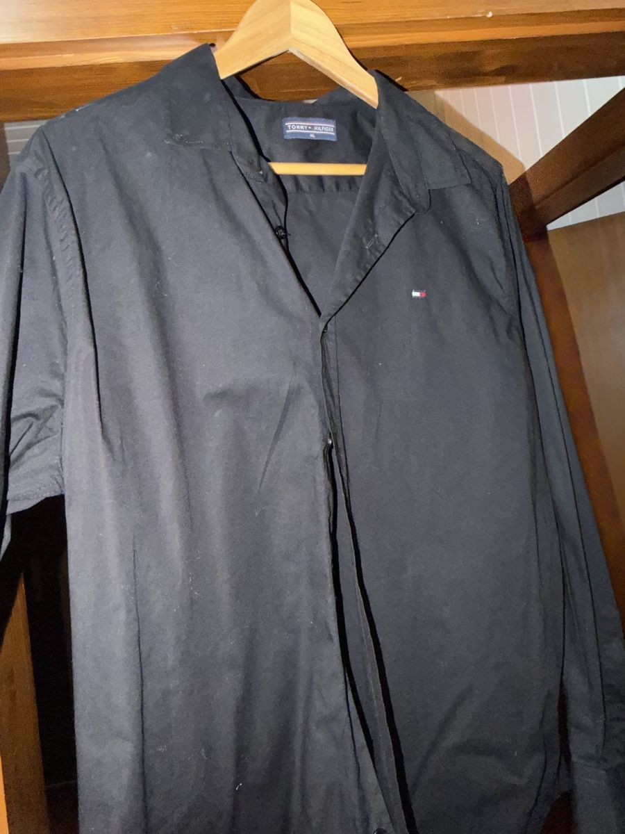 Chemises: Chemise Tommy hilfiger – Neuf (Voir description) à Granges-Marnand par baj_89l9 2