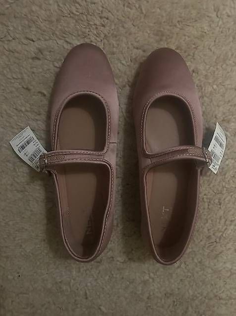 Next Scarpe per ragazze: Ballerinas, Grösse 39 !NEU! – Nuovo (secondo la descrizione) da Zürich venduto da Mary0977