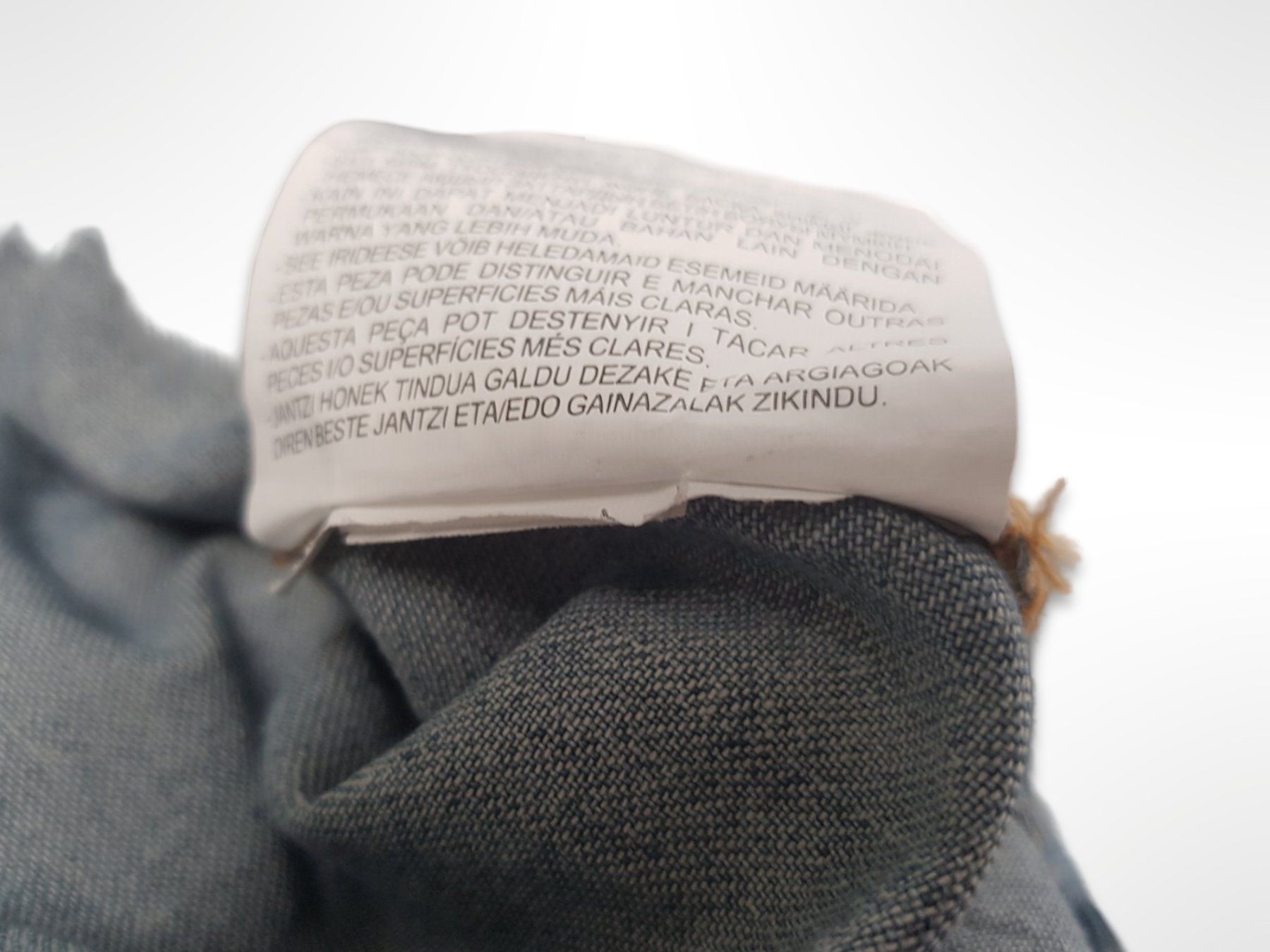 Zara Camicette: ZARA Jeans-Bluse asymmetrisch Gr. M – Usato da Suhr venduto da Restwert_Suhr 7