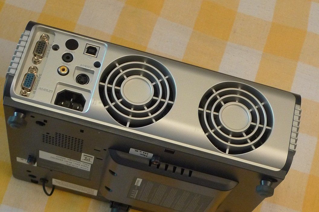 BenQ Proiettori: Benq-Beamer! – Usato da Bern venduto da bn1640 4