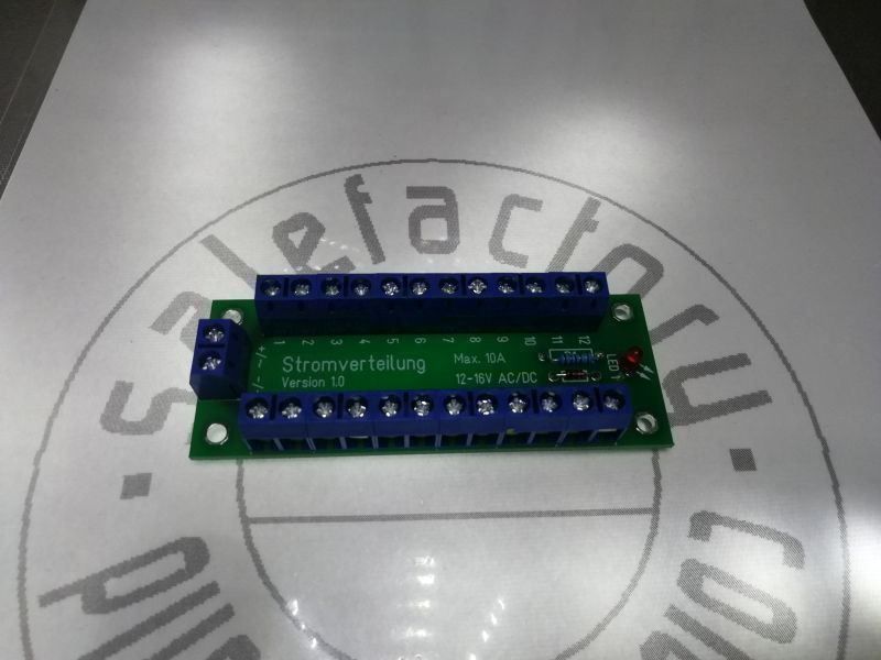Alimentazione elettrica: Stromverteiler für AC+DC, 12-16V, 10A – Nuovo e nell'imballaggio originale da Luzern venduto da Salefactory 2