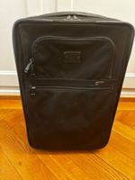 TUMI Handgepäck-Koffer in Schwarz