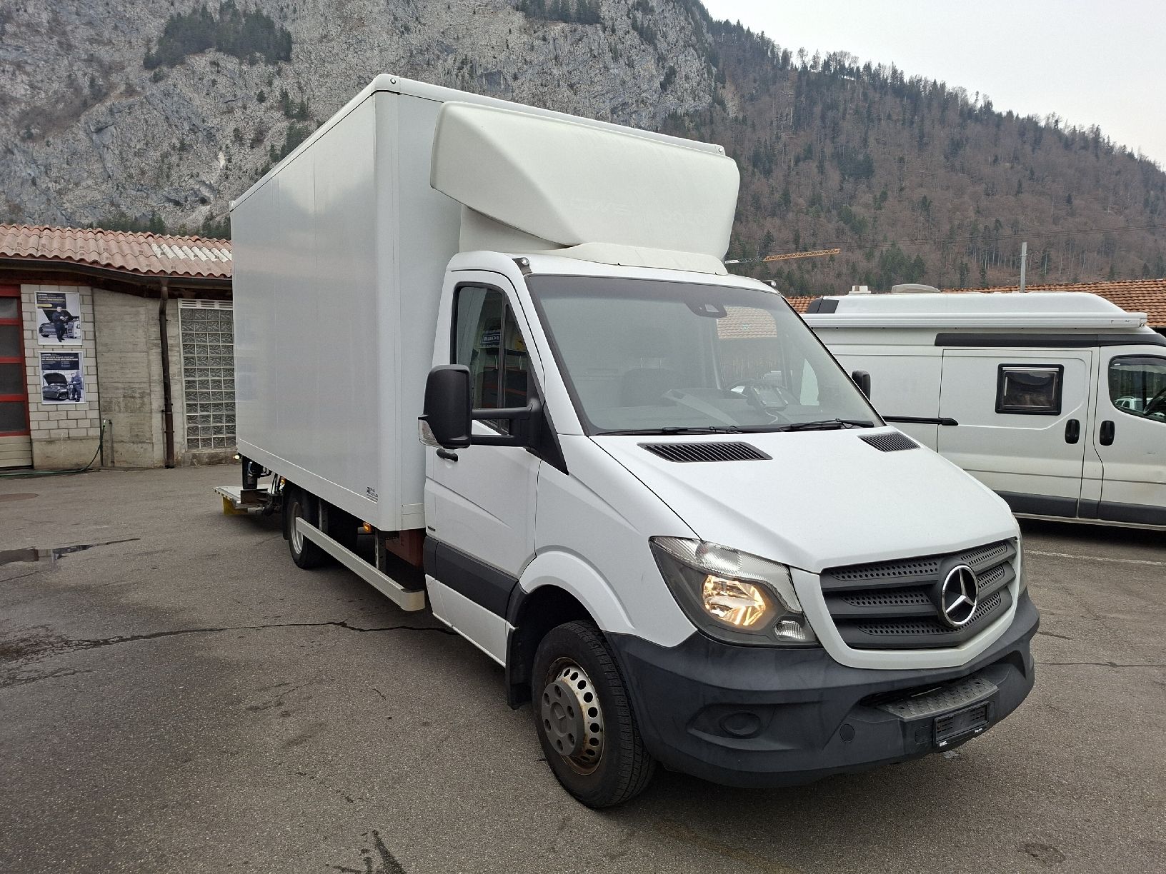 Veicoli commerciali: Mercedes-Benz Sprinter 516 CDI – Usato da Thun venduto da Joe_87 1