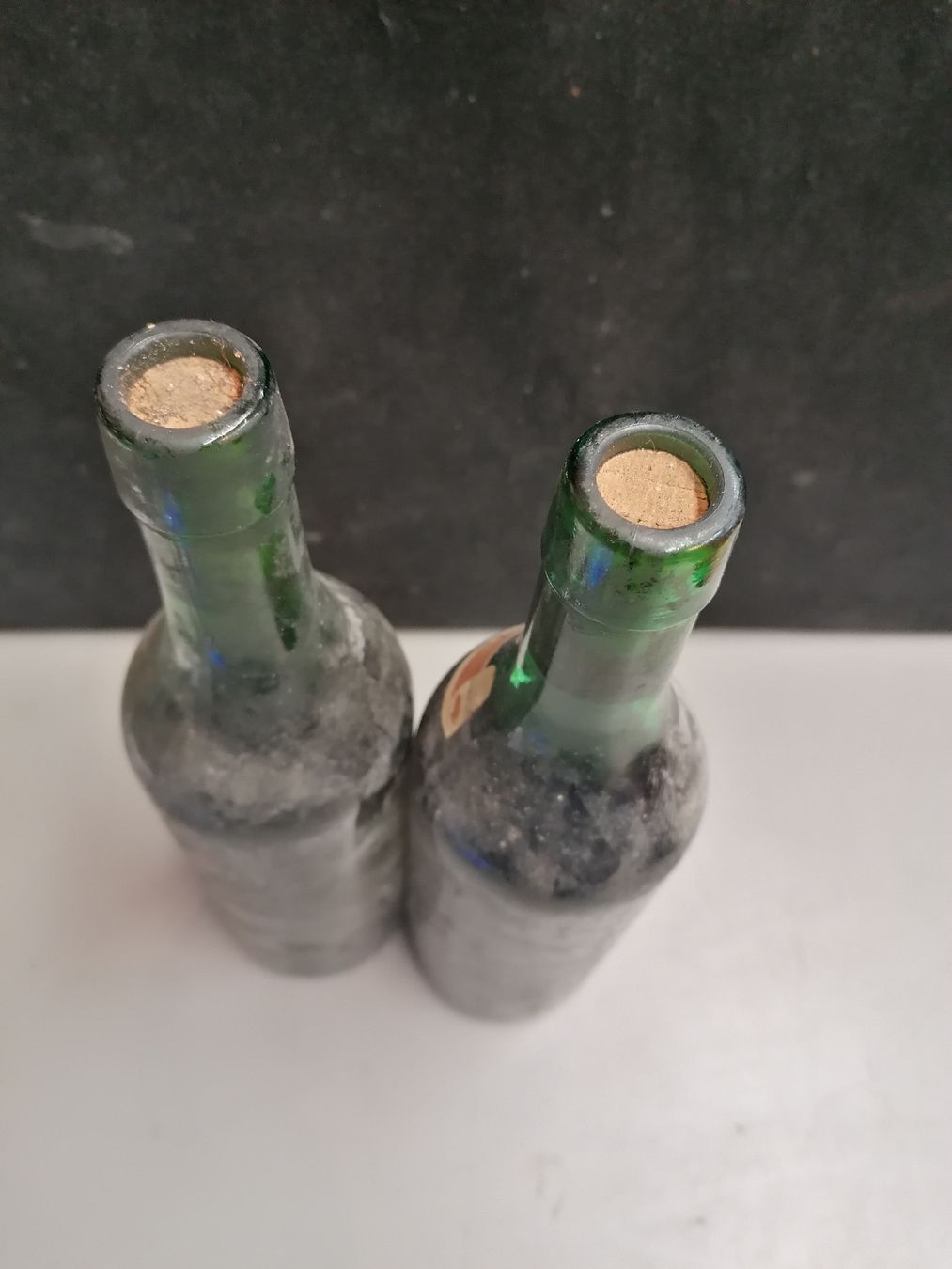 Spiritueux: 2 BOUTEILLES CRÊT DESSOUS CLOS DU CRÊT 1971 – Neuf (Voir description) à Genève par Leboucheoreilles 9