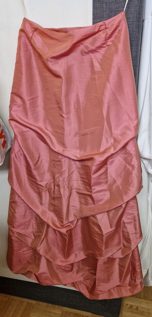 Jupes: Schicker rosa Rock Grösse 36 – D'occasion à Herrenschwanden par kira7557 3