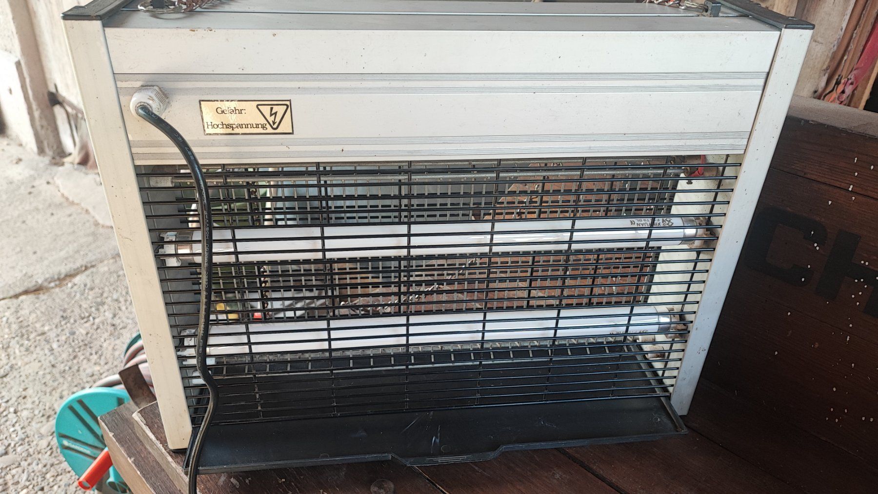 Sonstiges für Haushalt & Wohnen: Insektenvernichter Electrokill 300 – Gebraucht aus Eggenwil von Nerli99 2