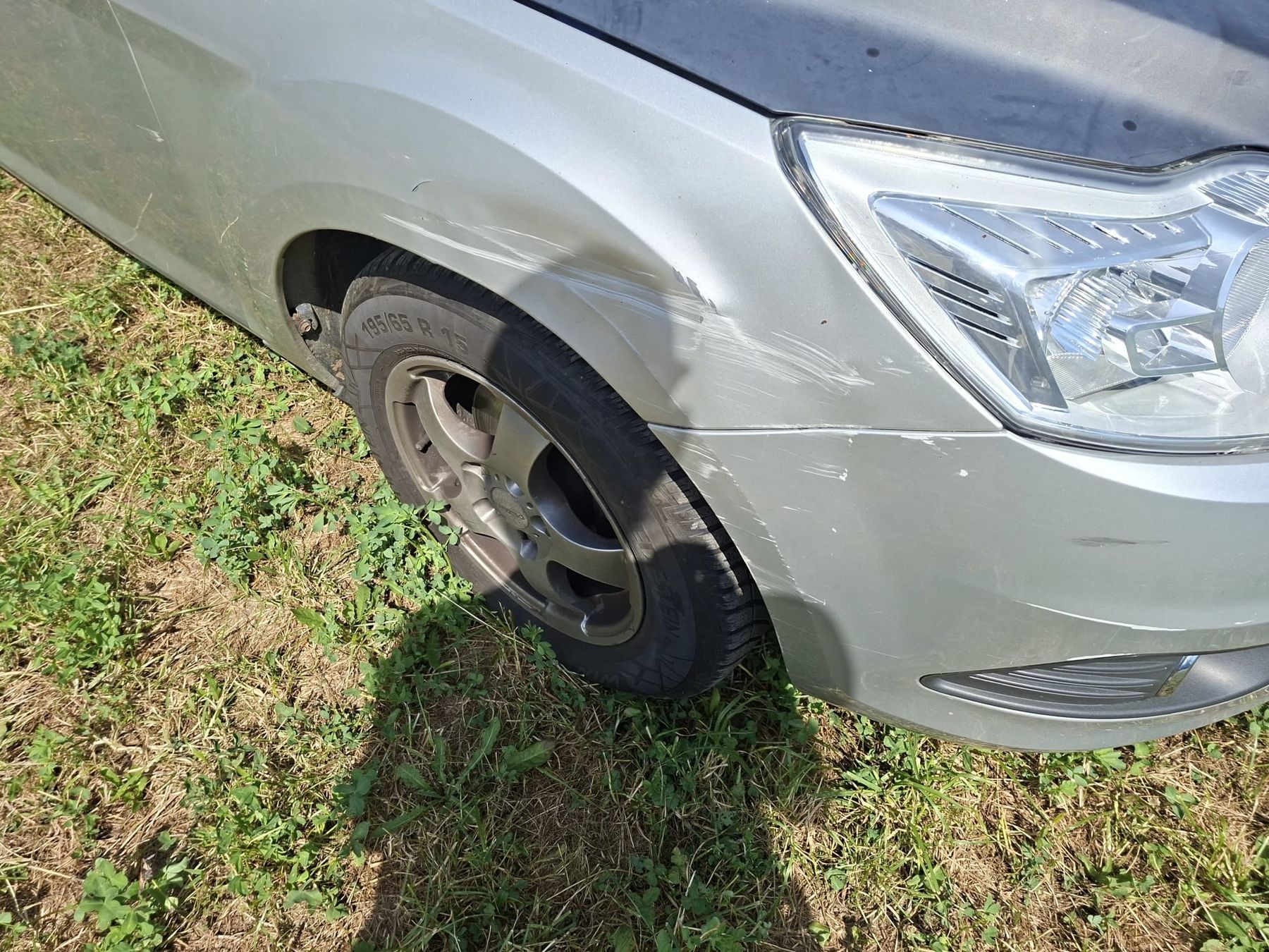 Ford Autos: Auto Ford – D'occasion à Gondiswil par Beatrix73 2