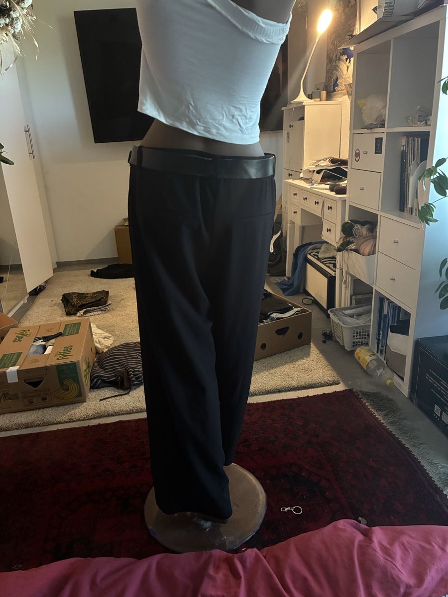 Hosen: Baggy Anzugshose – Gebraucht aus Ueberstorf von nai_9z9s 1