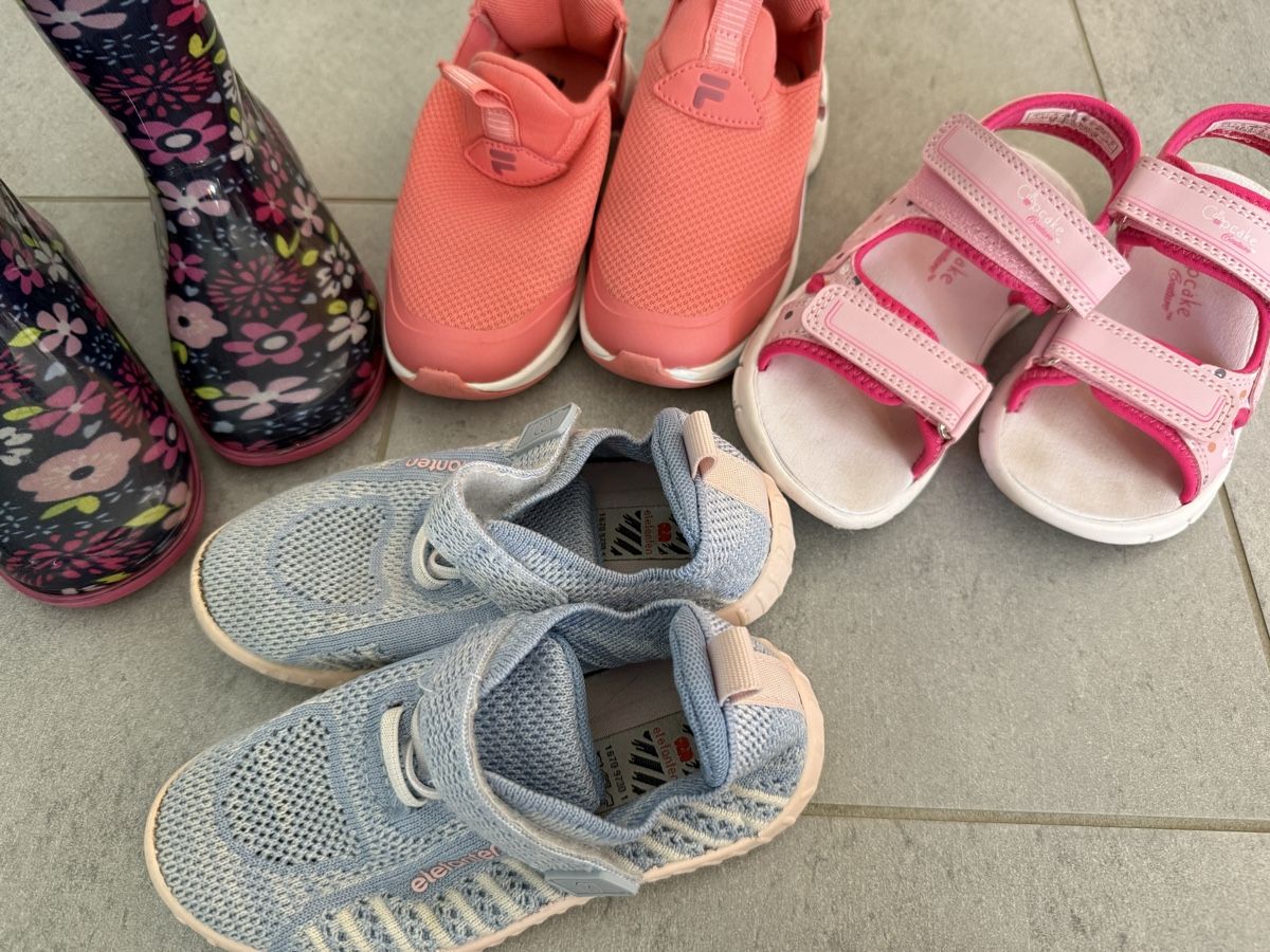 Elefanten Chaussures filles: Schuhpaket Grösse 27 – D'occasion à Bassersdorf par Agipsi 1