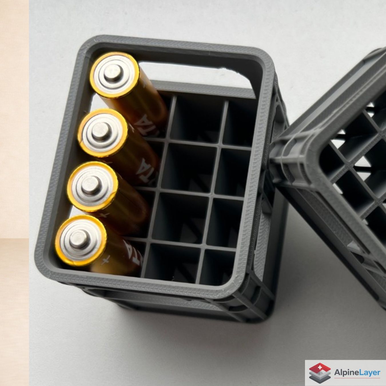 Contenitori & Simili: AA Battery Crate Holder 3D Printed Organizer (3x4) – Nuovo (secondo la descrizione) da Losone venduto da AlpineLayer