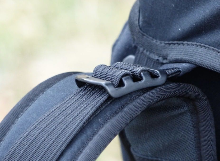 Lundhags Sacs à dos: Lundhags Rucksack schwarz 34L – D'occasion à Zürich par Luca_Haenni 6