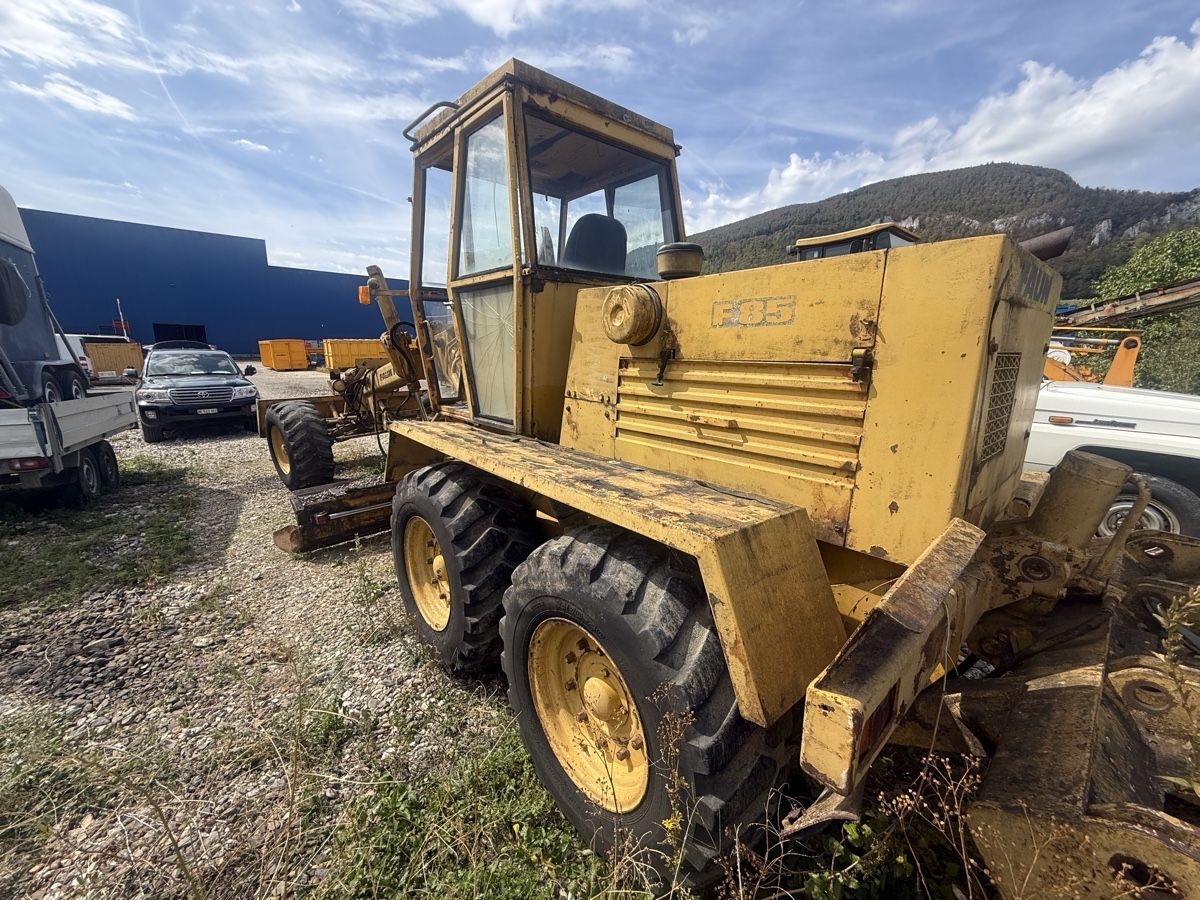 Tutte le macchine: Grader Faun Frisch Abzugsbalken – Usato da Niederbipp venduto da baggerch 5