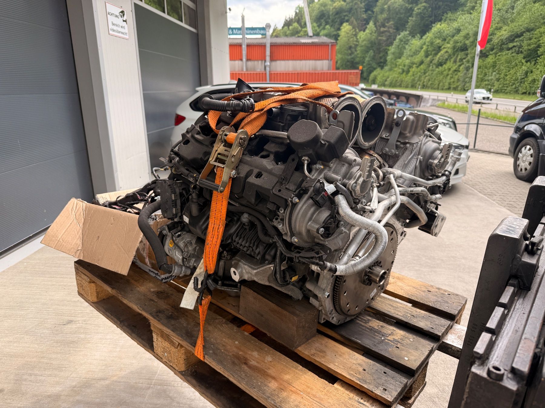 Motori: Lamborghini URUS Motor 650 PS 2018 – Difettoso da Rümlingen venduto da BoelchenCarsAG 1