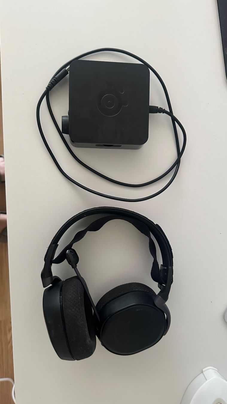 Casques audio: SteelSeries Arctis Pro Wireless – D'occasion à Bern par yanikmickey 1