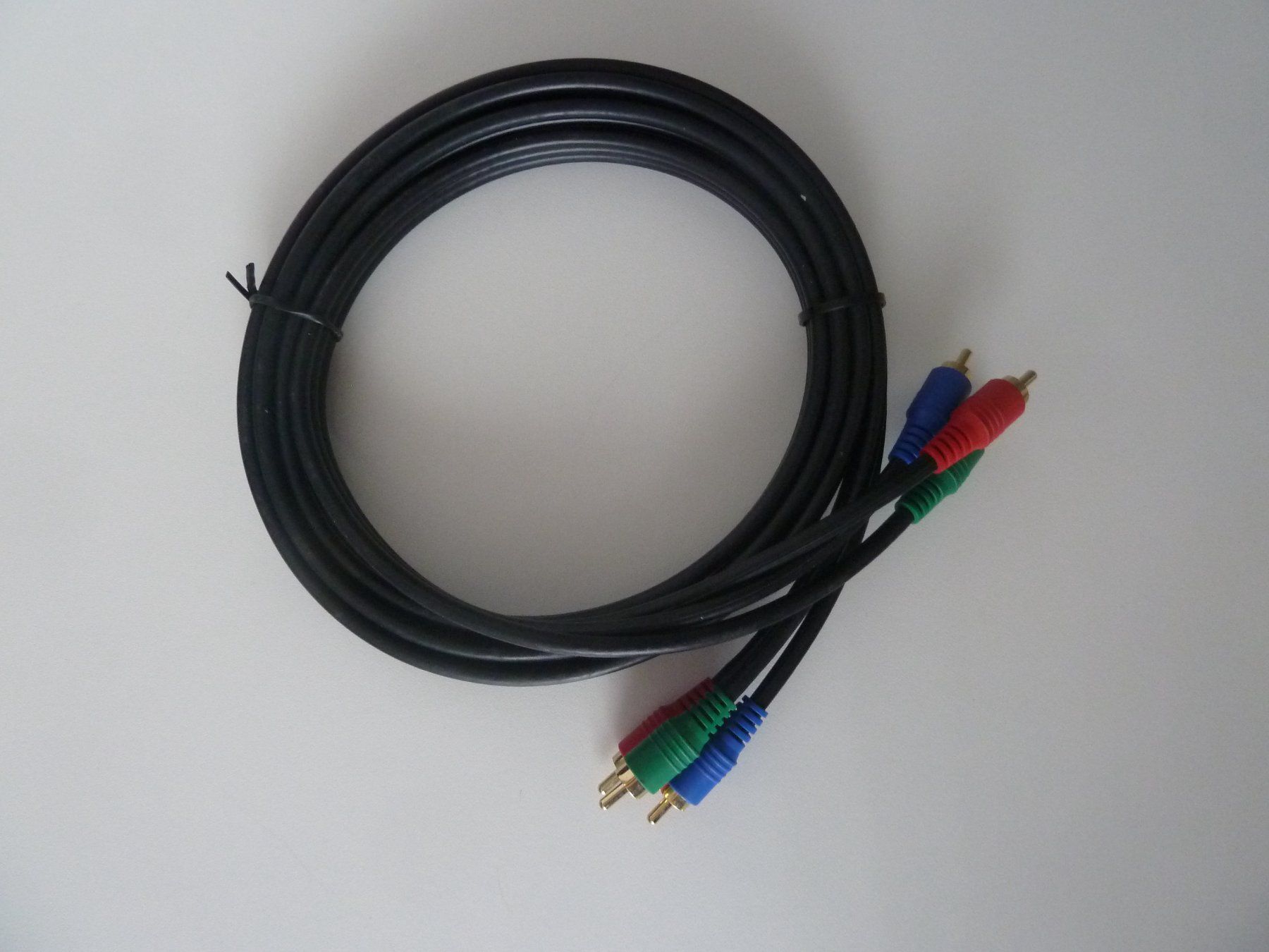 Kabel: RGB Kabel  2m – Gebraucht aus Affoltern am Albis von Sennrtv