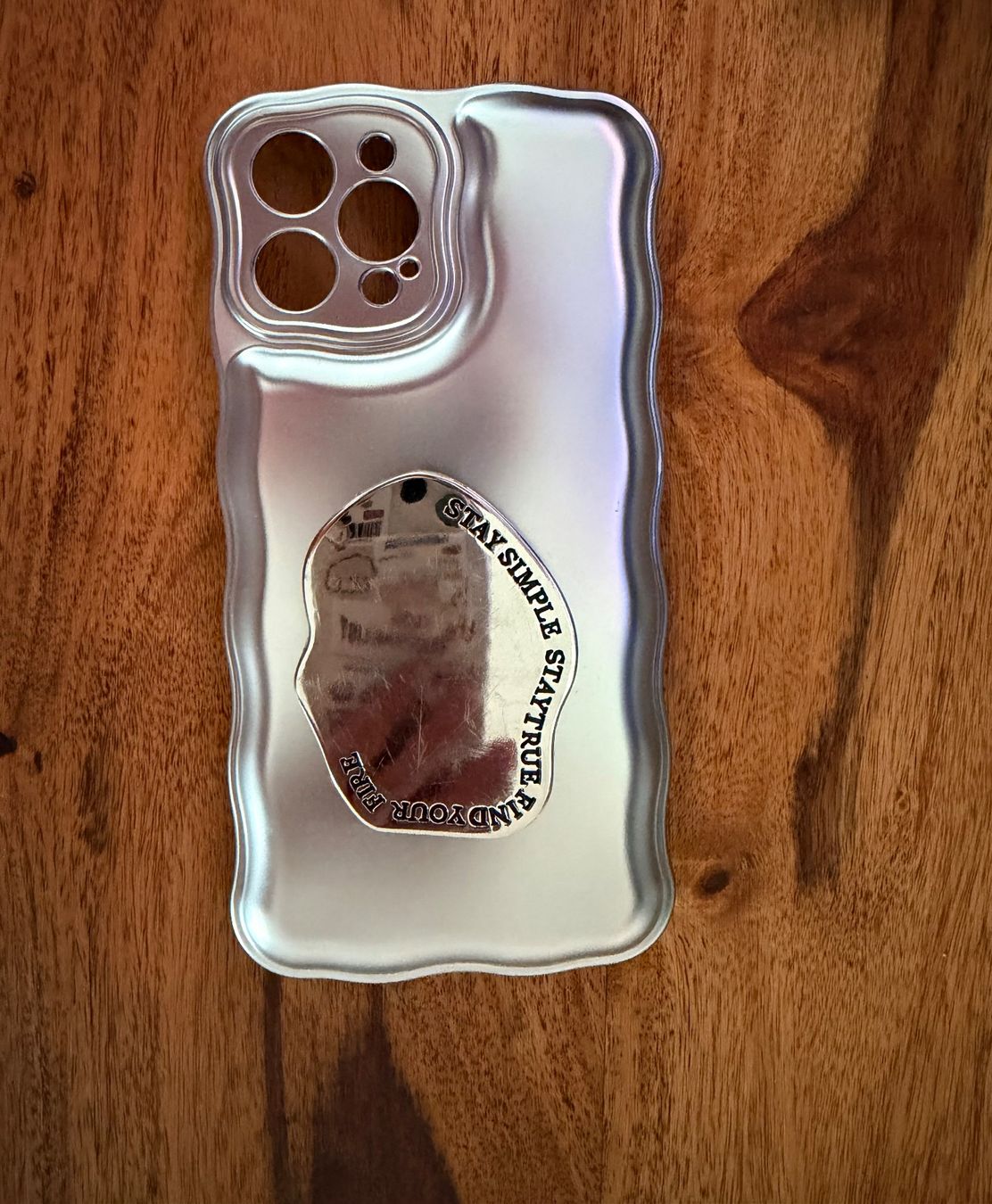Cover & Protezioni schermo: iPhone 12 pro Max Hülle – Usato da Zug venduto da mcm.v.i
