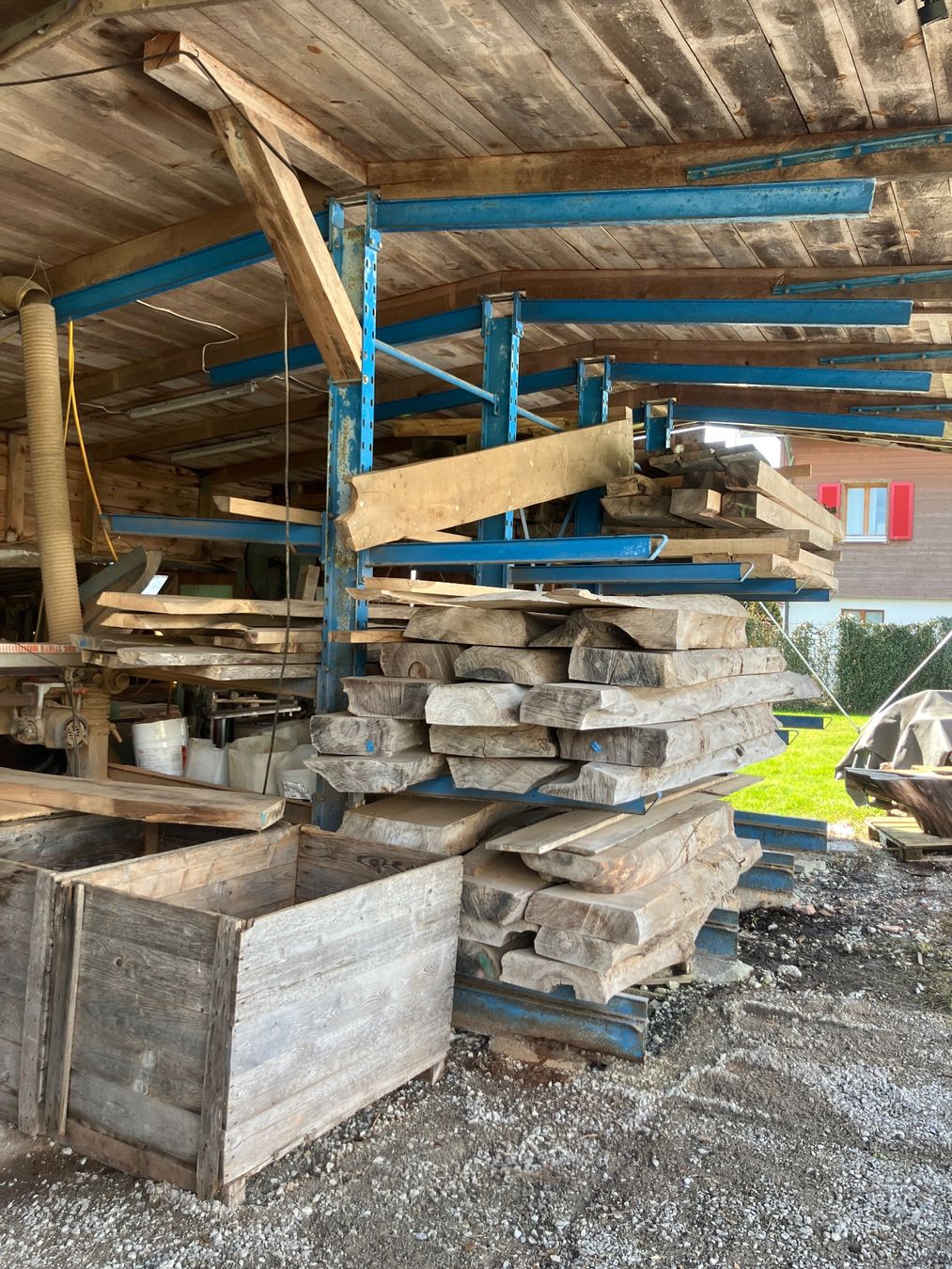 Scaffali: Massives Kragarmregal Ohra – Usato da Kägiswil venduto da Matz8