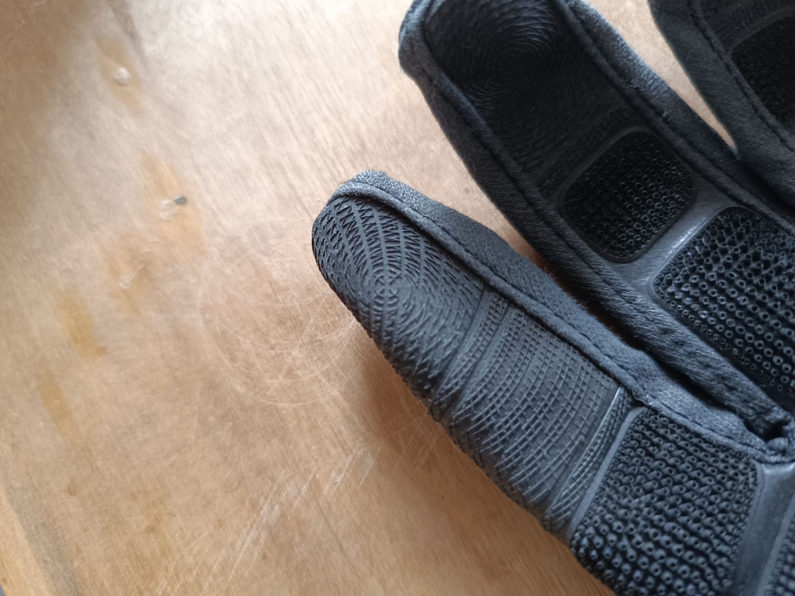 Armée suisse Gants & mitaines : Einsatzhandschuhe Schweizer Armee – Neuf (Voir description) à Ottikon par PiloniFive 3