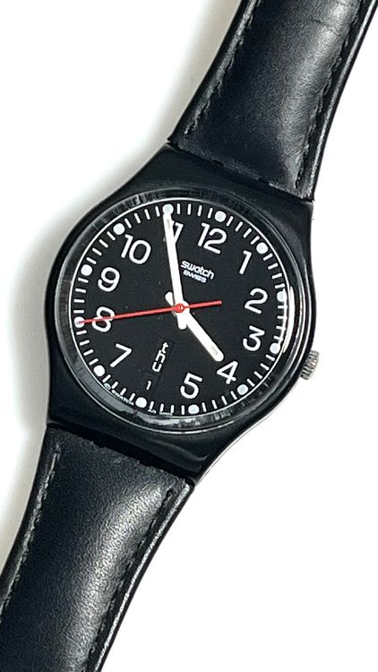 Klassische Swatch Uhr Gent, schwarzes Lederarmband, Top Z... 1