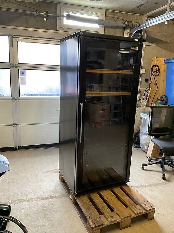Kühlschrank: Weinkülschrank Gastro Neu – Gebraucht aus Burgdorf von dkwhummel 1