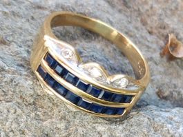 Goldring 750 mit Saphiren und Diamanten, Grösse 53