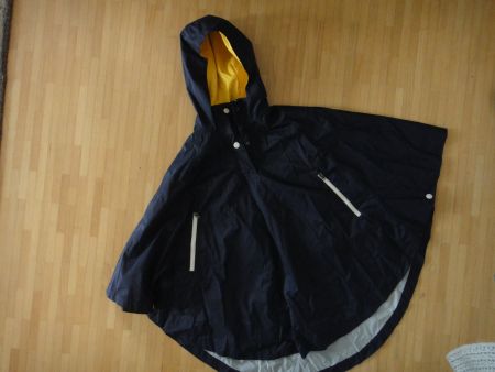 AIGLE Regen Poncho Wasserdicht mit Kapuze 8-10 Jahre