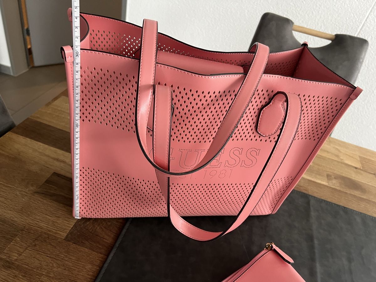 Guess Borse da donna: Guess Tote Bag – Nuovo (secondo la descrizione) da Schlieren venduto da NaLeAl 1