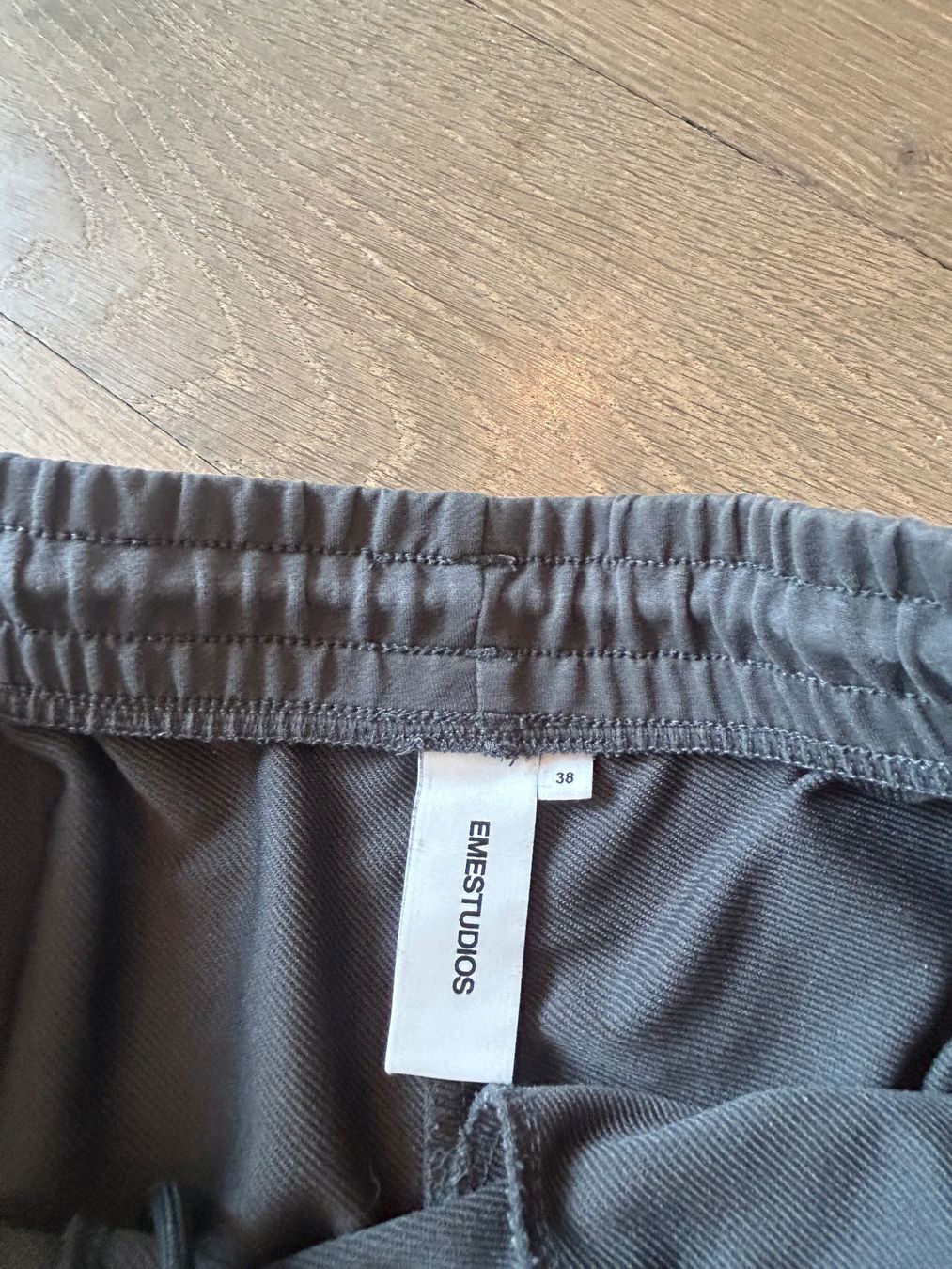 Pantaloni: Eme Studios Sweat Pants – Nuovo (secondo la descrizione) da Stadel venduto da jeremiekel 1