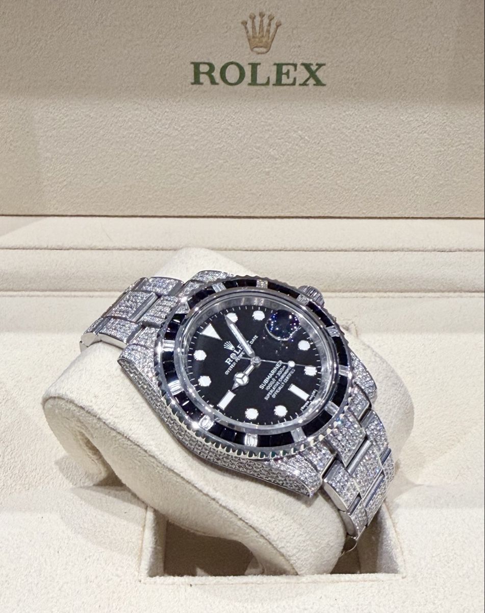 Rolex Orologi: Rolex Submariner 116610LN Icedout Diamonds – Usato da Zürich venduto da WATCHROOM 3