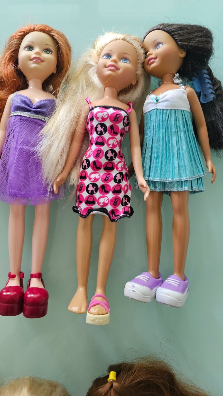 Bambole: 10 Barbie von 2006 – Usato da Küssnacht am Rigi venduto da delanyc 7
