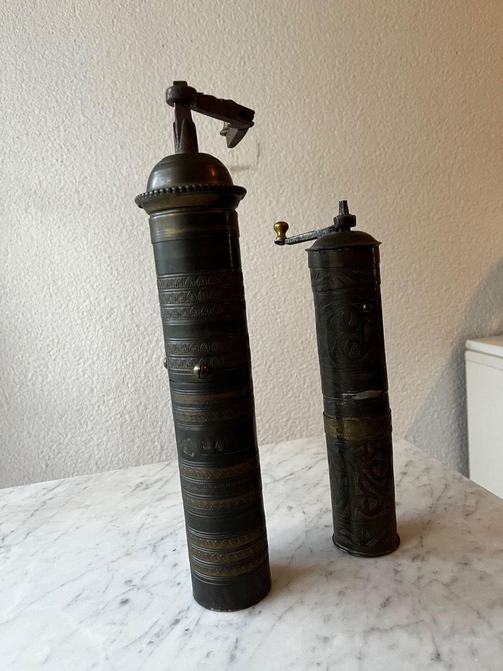 Komplettküchen: Salz und Pfeffermühlen – Gebraucht aus Bad Zurzach von 1927Thomas