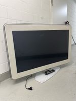 Philips Aurea TV LCD Flachbild 42 Zoll mit Ambilight-Frame