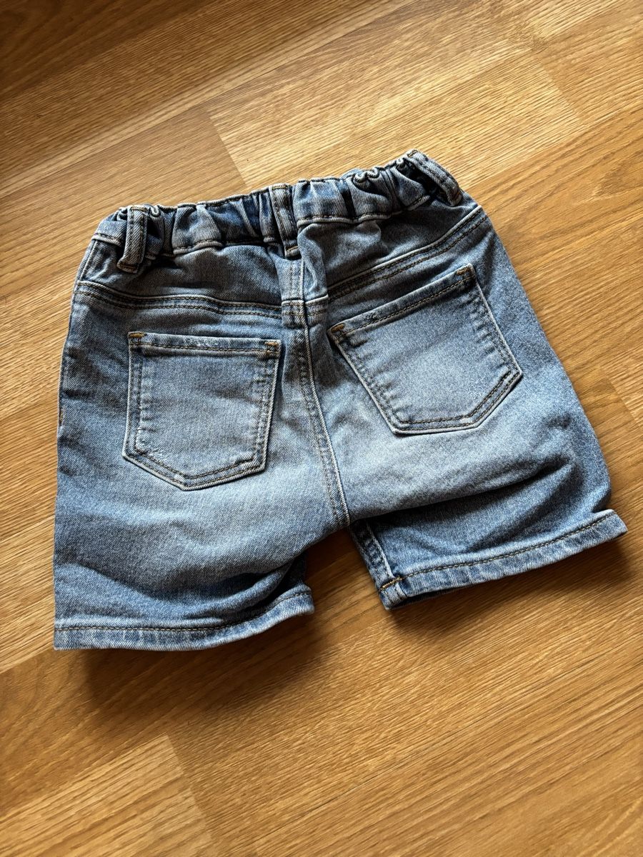H&M Pantaloni: Hose kurz Gr. 86 – Usato da Brütten venduto da Raaphi6 1