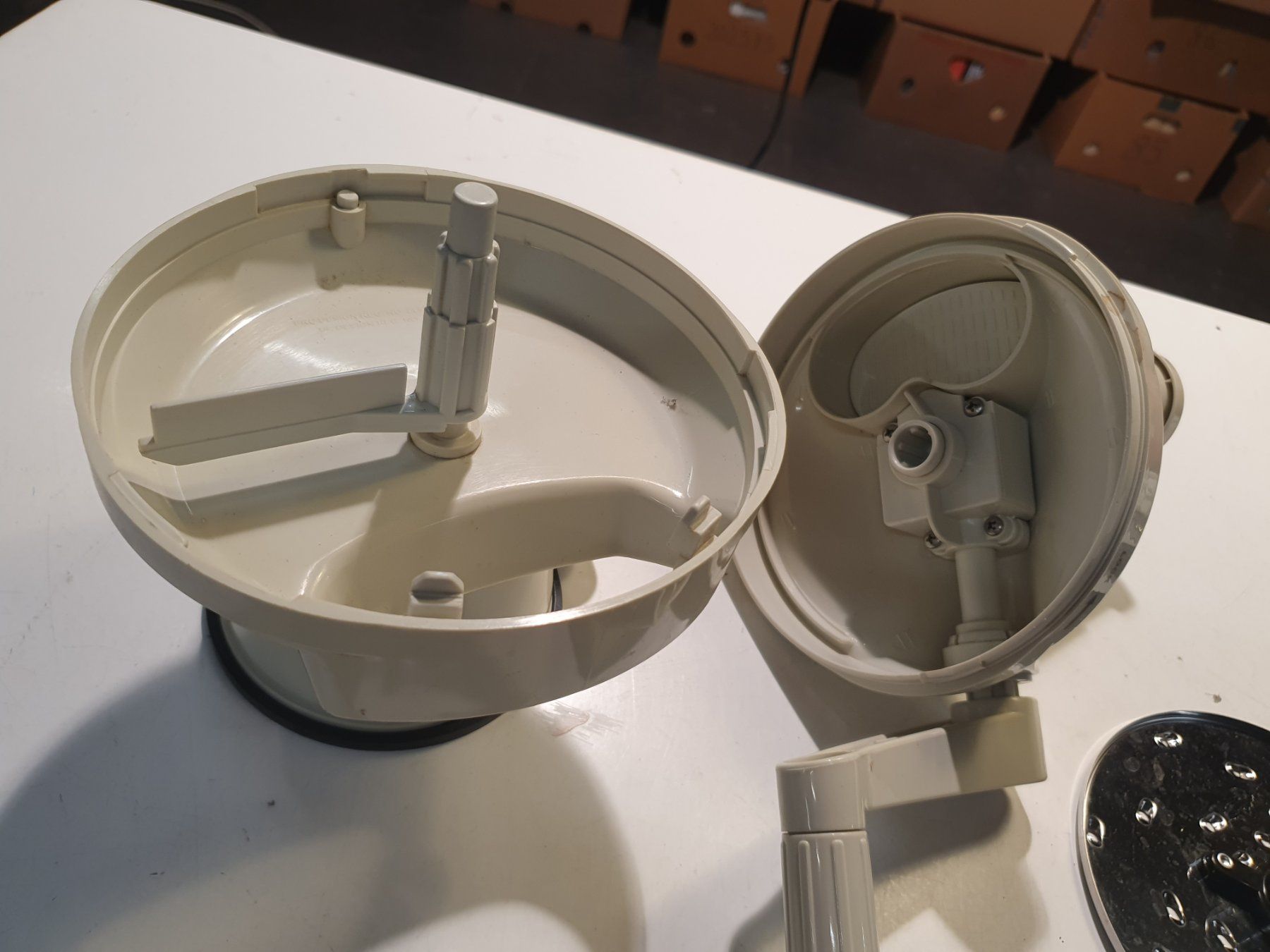 Elettrodomestici da cucina: Gemüseschneider Handbetrieben – Usato da Zürich venduto da loosebone 1