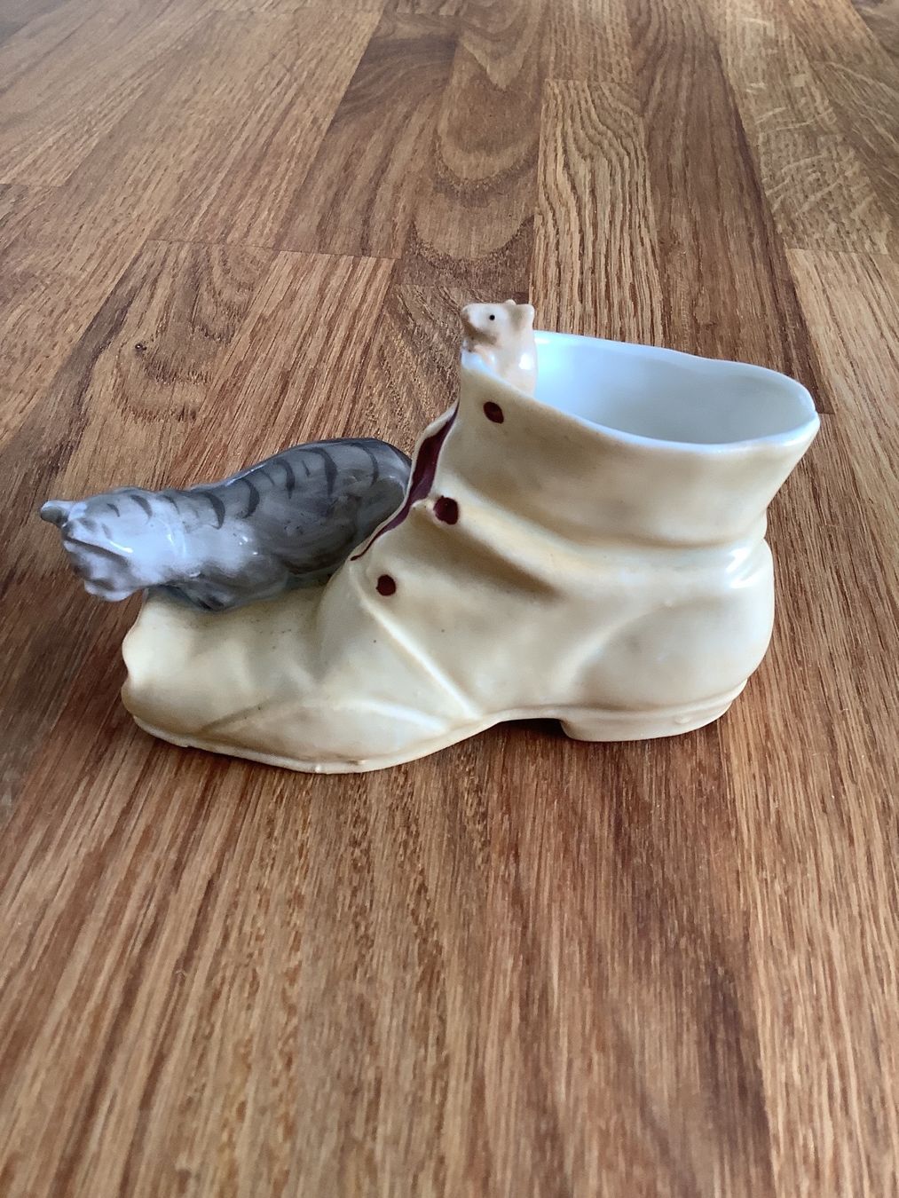 Figuren: Porzellanfigur Katze mit Maus – Gebraucht aus Adliswil von Guempi1 1