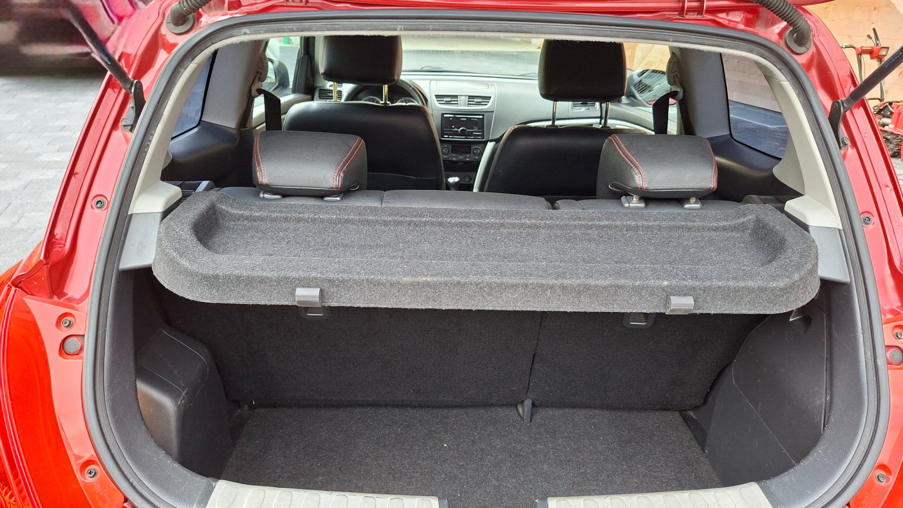 Suzuki Autos: Suzuki Swift rot – D'occasion à Horboden par adr_ncx6 4
