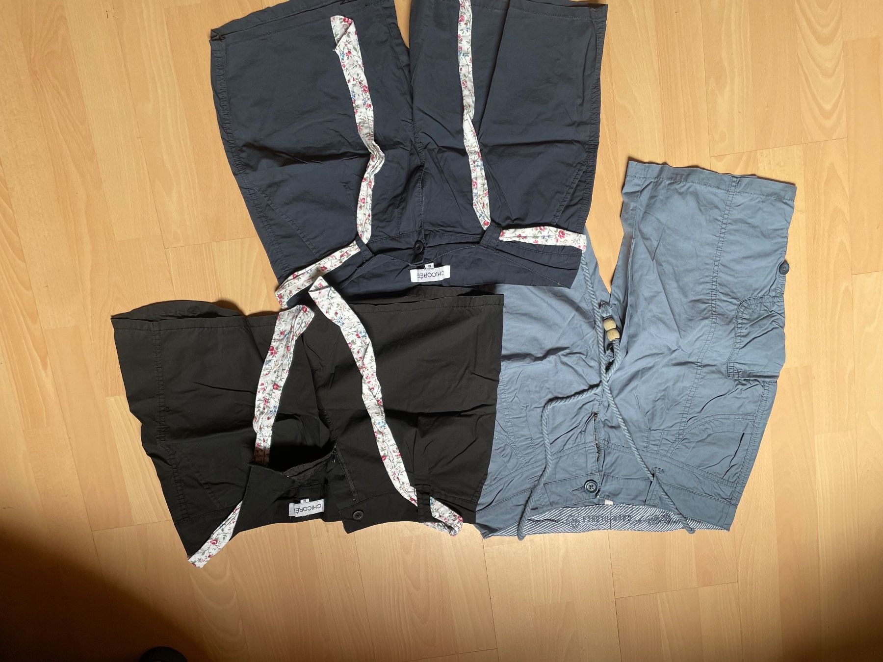 Hosen: Kurze Hosen Gr.M 3x – Gebraucht aus Huttwil von Bolpa 3