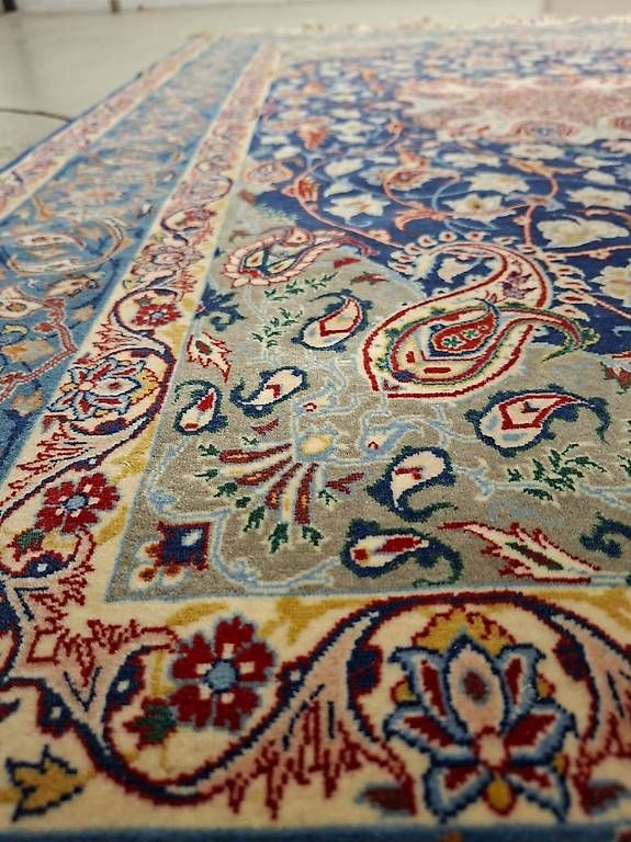 Tappeti: Fein Handgeknpft Persertteppich Isfahan – Usato da Dübendorf venduto da Babyl2945 3