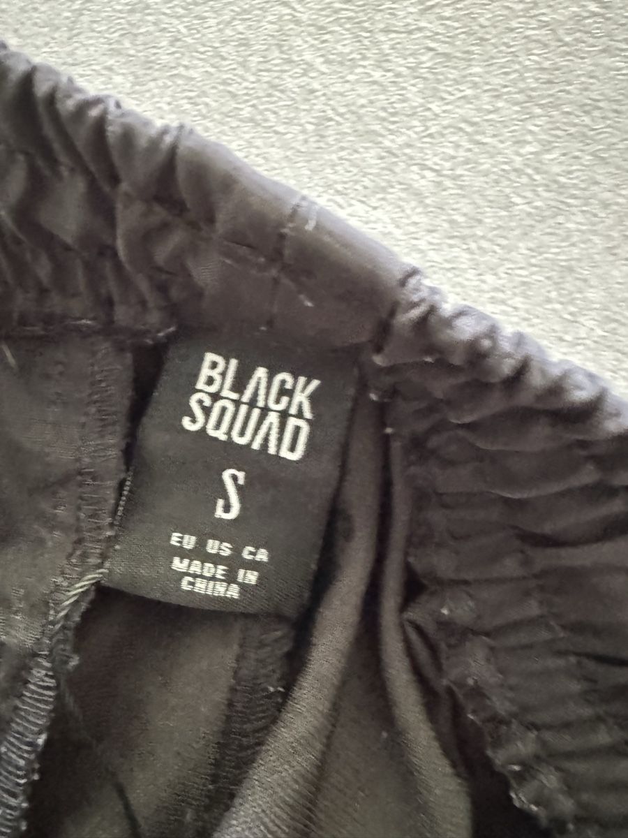 Pantaloni: Schwarze Cargohose "BLACK SQUAD" Gr . S, schwarz, neuwertig – Nuovo (secondo la descrizione) da Reitnau venduto da Chiroptera74 3