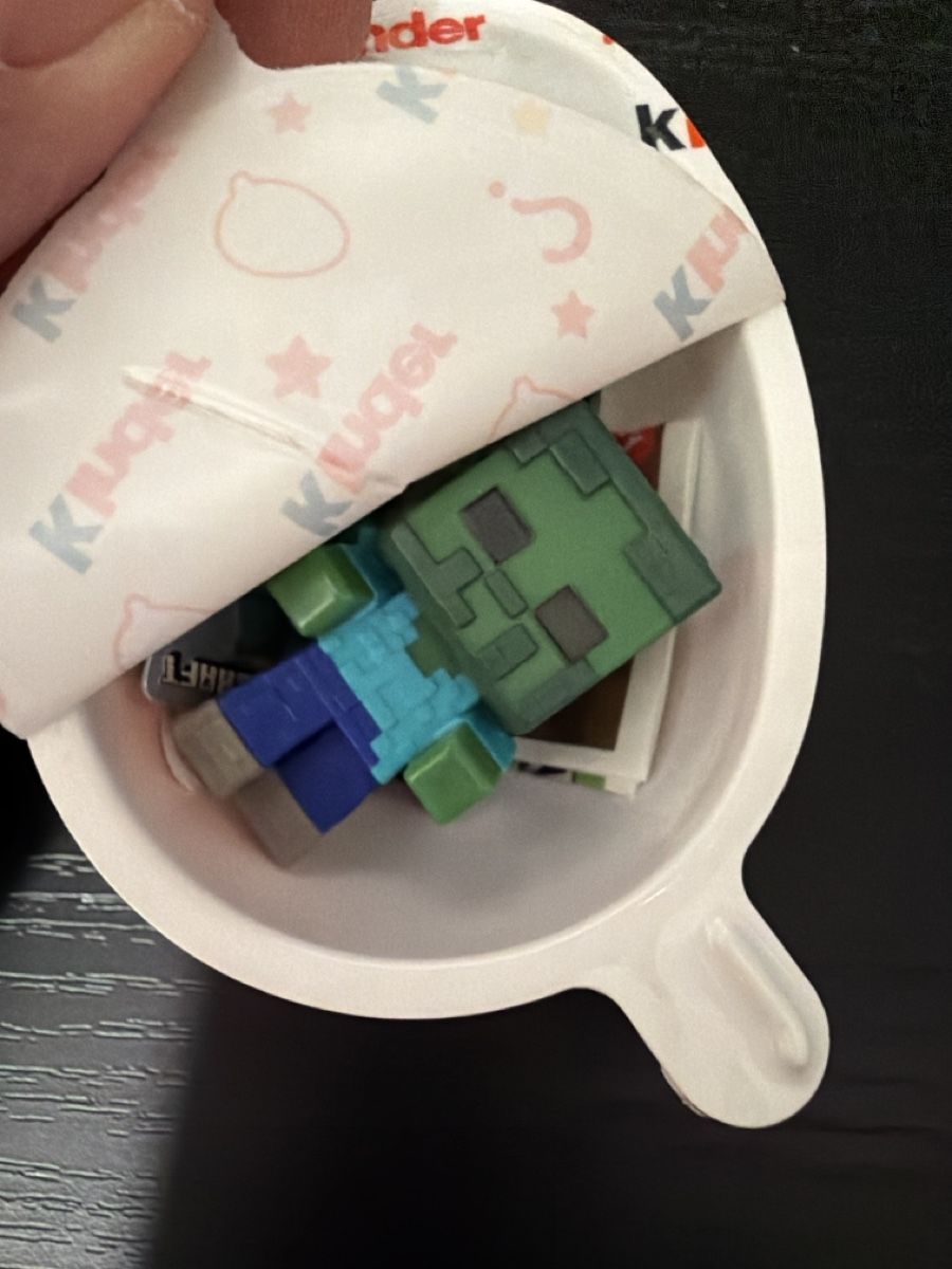 Statuette: Kinder Joy Minecraft Zombie Figur – Nuovo (secondo la descrizione) da wynigen venduto da Birnenmus