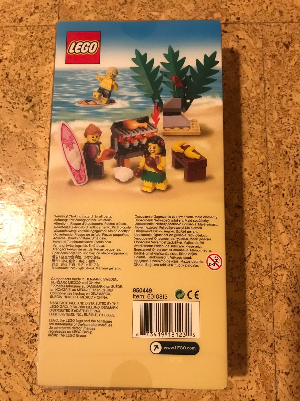 Lego Kit di costruzioni: LEGO 850449 - Minifigure Beach Accessory Pack - Surfer – Nuovo e nell'imballaggio originale da Ennenda venduto da ZiskaGL 1