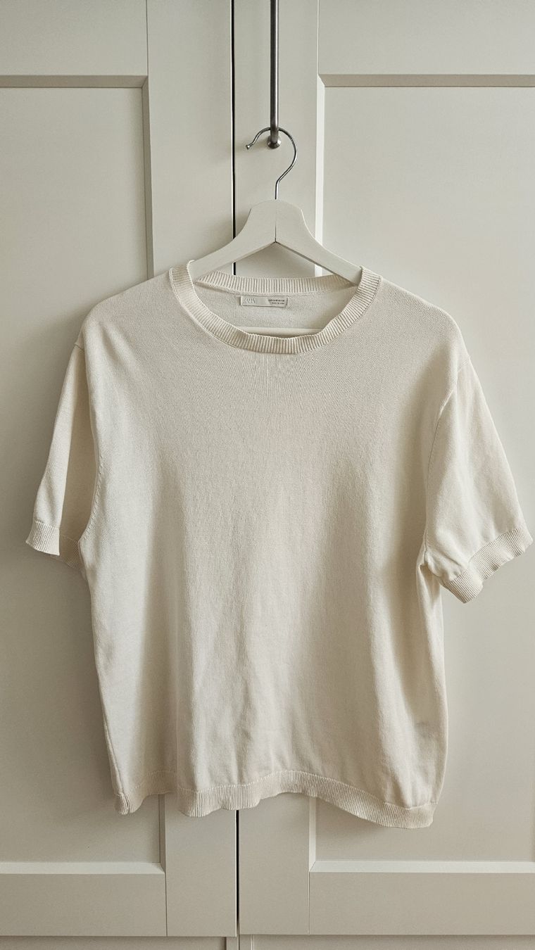 Zara T-shirt: T-Shirt Zara, Grösse M – Nuovo (secondo la descrizione) da Wetzikon ZH venduto da ELIVNE
