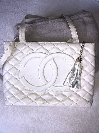 Sac médaillon Chanel