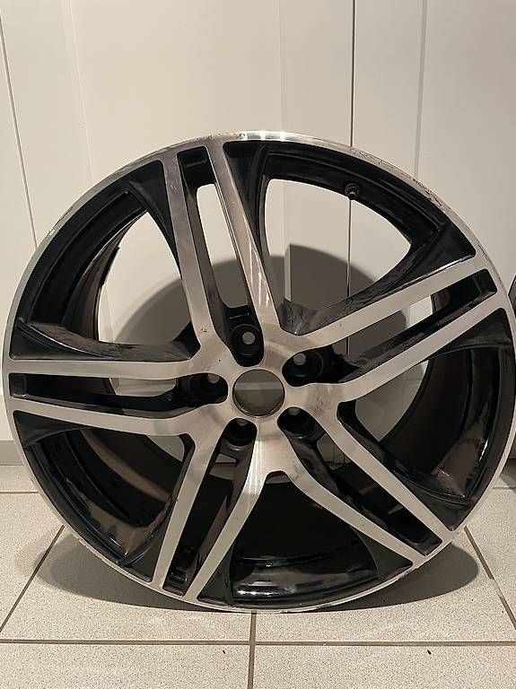 Mam Cerchioni: Alufelgen MAM RS2 - 5x112/20 – Usato da Nuglar venduto da Krho 2